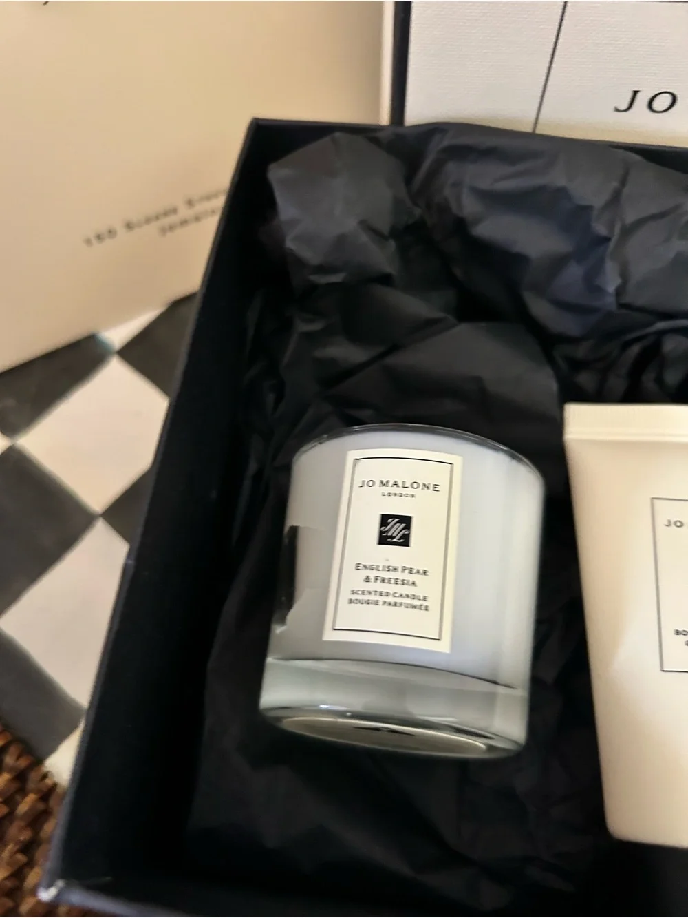 Jo Malone London gift set box & bag mini candle & body/ hand wash 30 ml